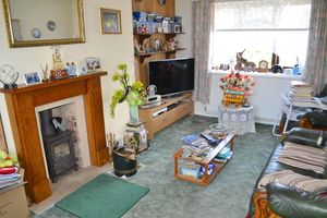 Sitting Room- click for photo gallery